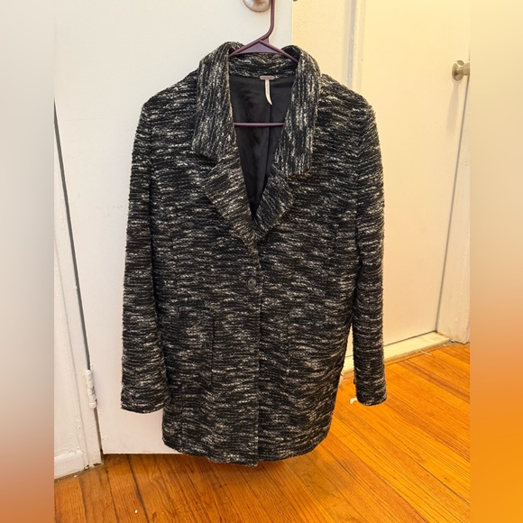 Free People Jackets & Blazers - Free People EUC Wool Pea Coat